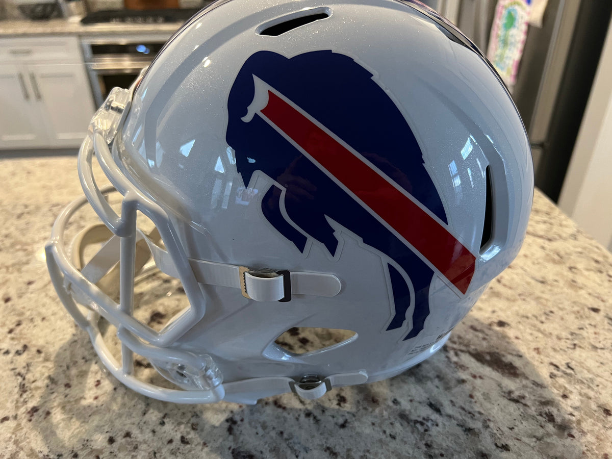 Buffalo Bills Riddell Speed Replica Football Helmet – The Speedy Cheetah